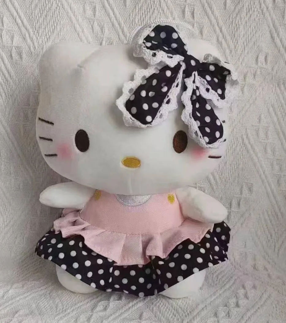 Hello Kitty, acabamento macio · Pelúcia · 45 cm